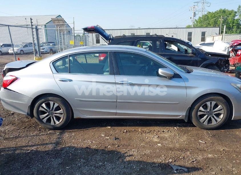 Photo 13 of 2013 Honda Accord LX (VIN 1HGCR2F37DA117513)