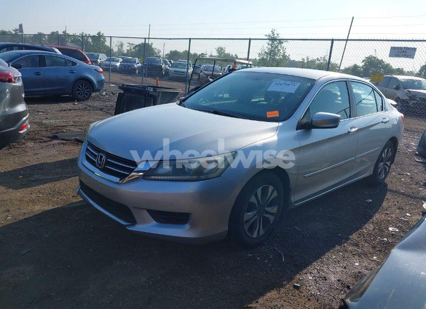 Photo 2 of 2013 Honda Accord LX (VIN 1HGCR2F37DA117513)