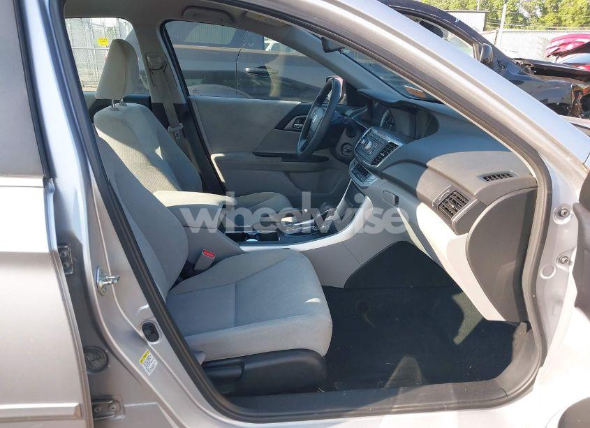 Photo 5 of 2013 Honda Accord LX (VIN 1HGCR2F37DA117513)