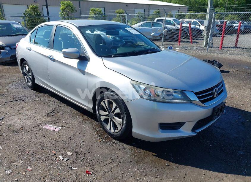 2013 Honda Accord LX (VIN 1HGCR2F37DA121724) main photo