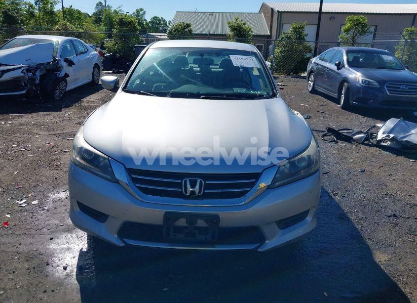 Photo 13 of 2013 Honda Accord LX (VIN 1HGCR2F37DA121724)