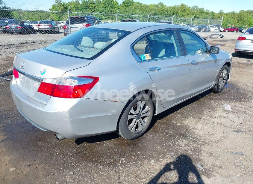 Photo 4 of 2013 Honda Accord LX (VIN 1HGCR2F37DA121724)