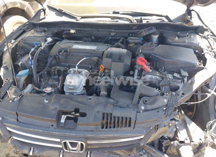 Photo 10 of 2013 Honda Accord LX (VIN 1HGCR2F37DA129919)