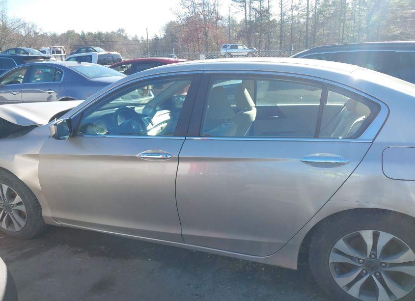 Photo 14 of 2013 Honda Accord LX (VIN 1HGCR2F37DA131881)