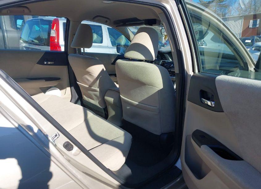 Photo 8 of 2013 Honda Accord LX (VIN 1HGCR2F37DA131881)