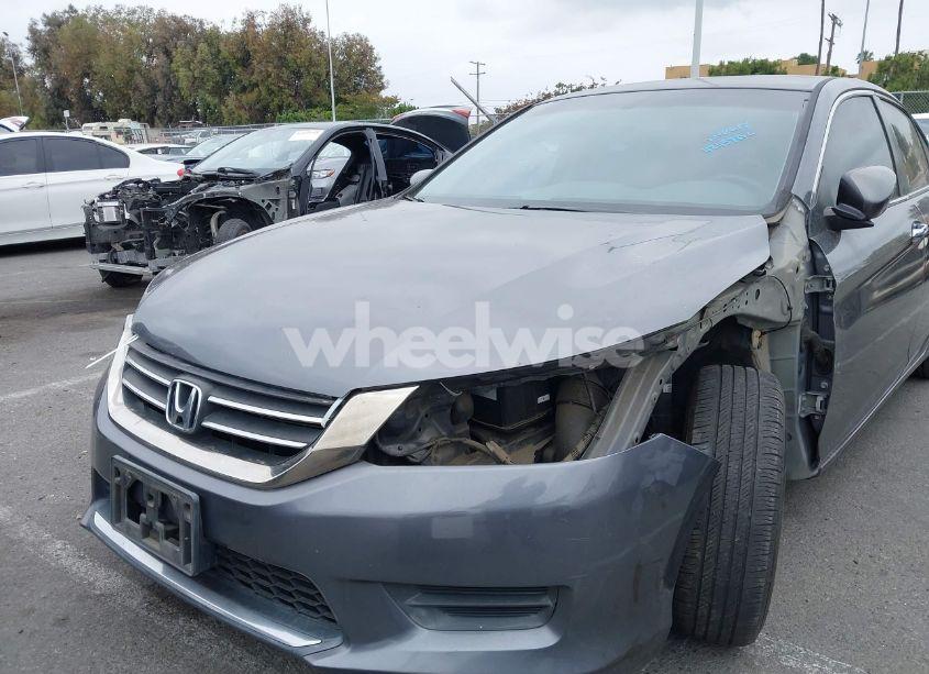 Photo 6 of 2013 Honda Accord LX (VIN 1HGCR2F37DA134277)