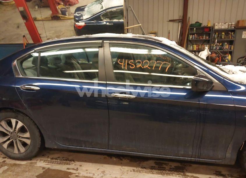 Photo 13 of 2013 Honda Accord LX (VIN 1HGCR2F37DA143108)