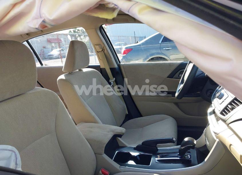 Photo 5 of 2013 Honda Accord LX (VIN 1HGCR2F37DA147319)