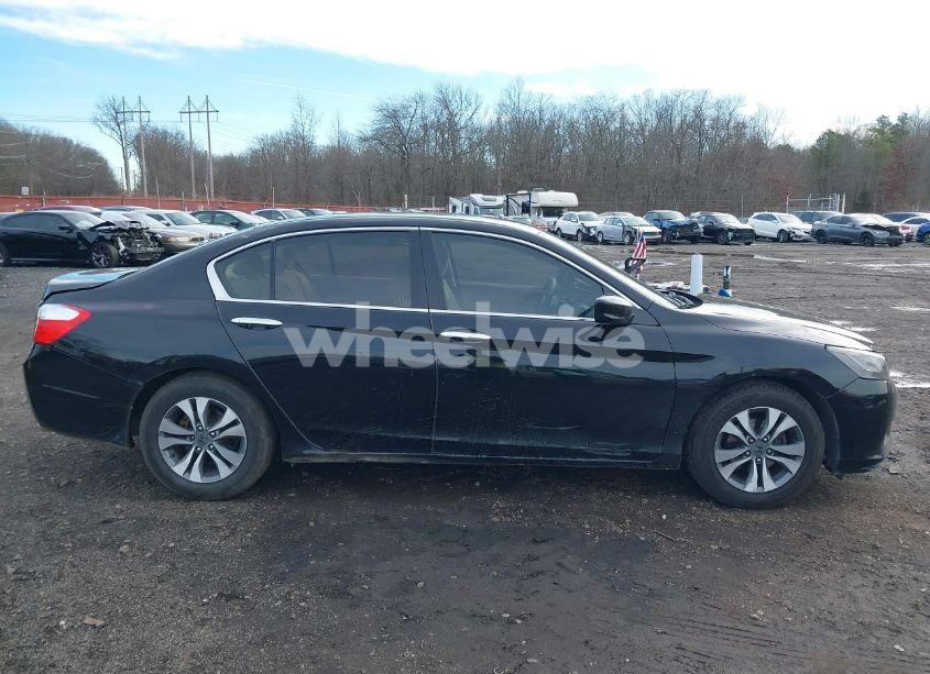 Photo 13 of 2013 Honda Accord LX (VIN 1HGCR2F37DA150754)