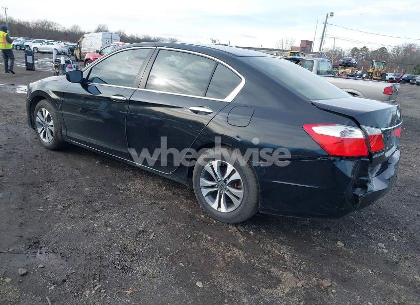Photo 3 of 2013 Honda Accord LX (VIN 1HGCR2F37DA150754)