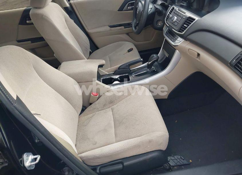 Photo 5 of 2013 Honda Accord LX (VIN 1HGCR2F37DA150754)