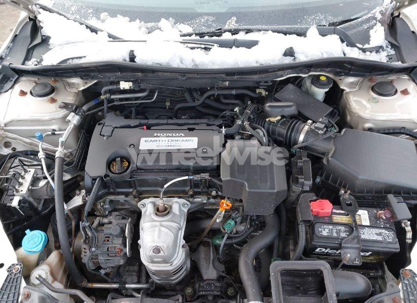 Photo 10 of 2013 Honda Accord LX (VIN 1HGCR2F37DA175301)