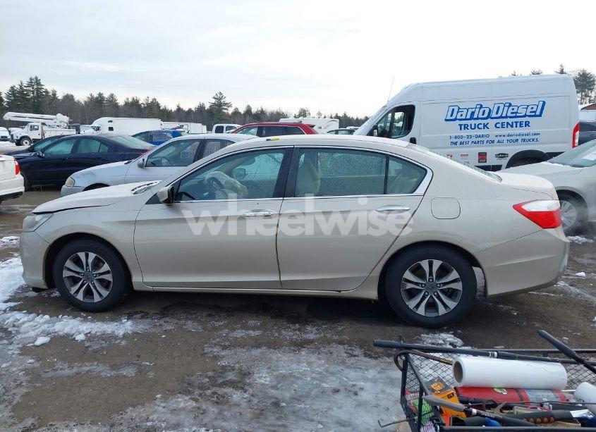 Photo 14 of 2013 Honda Accord LX (VIN 1HGCR2F37DA175301)