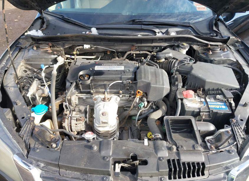 Photo 10 of 2013 Honda Accord LX (VIN 1HGCR2F37DA248392)