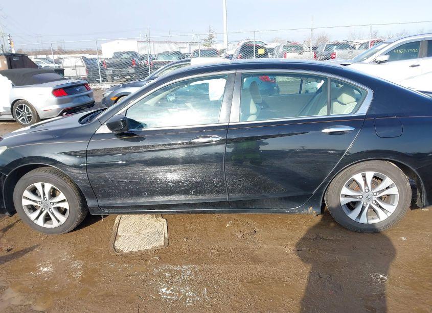 Photo 14 of 2013 Honda Accord LX (VIN 1HGCR2F37DA248392)