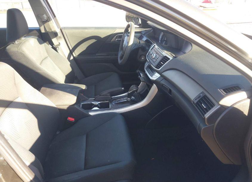 Photo 5 of 2014 Honda Accord LX (VIN 1HGCR2F37EA067892)