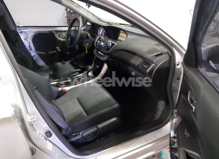 Photo 5 of 2014 Honda Accord LX (VIN 1HGCR2F37EA181326)