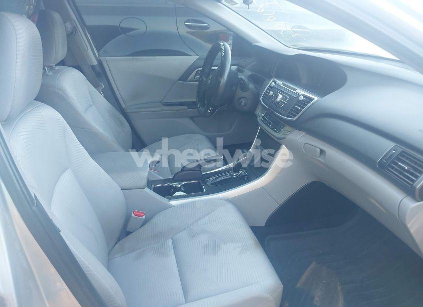 Photo 5 of 2014 Honda Accord LX (VIN 1HGCR2F37EA306695)