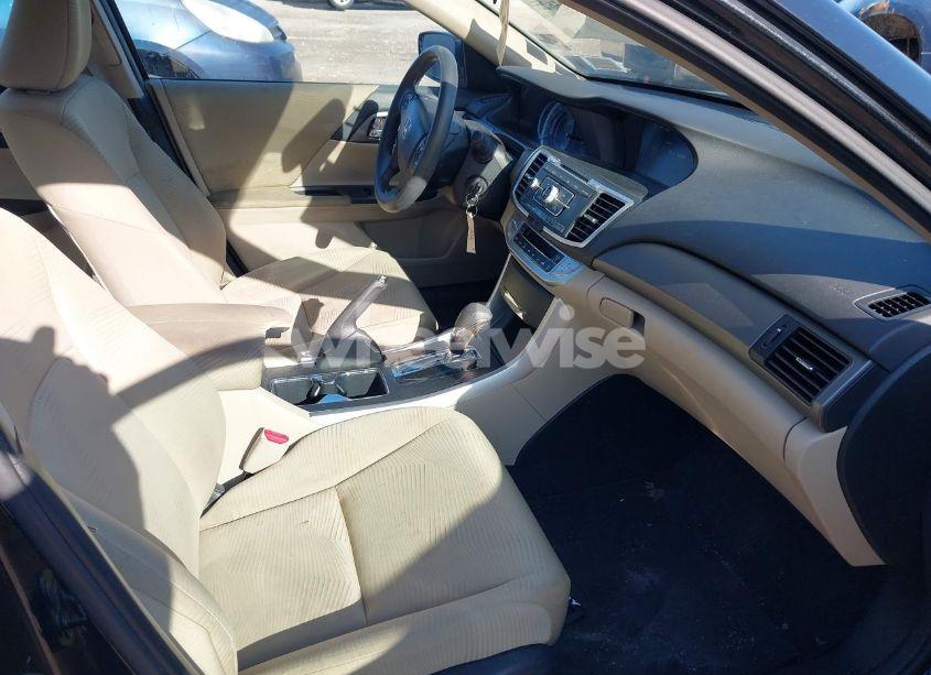 Photo 5 of 2014 Honda Accord LX (VIN 1HGCR2F37EA308172)