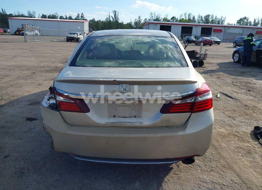 Photo 16 of 2015 Honda Accord LX (VIN 1HGCR2F37FA049815)