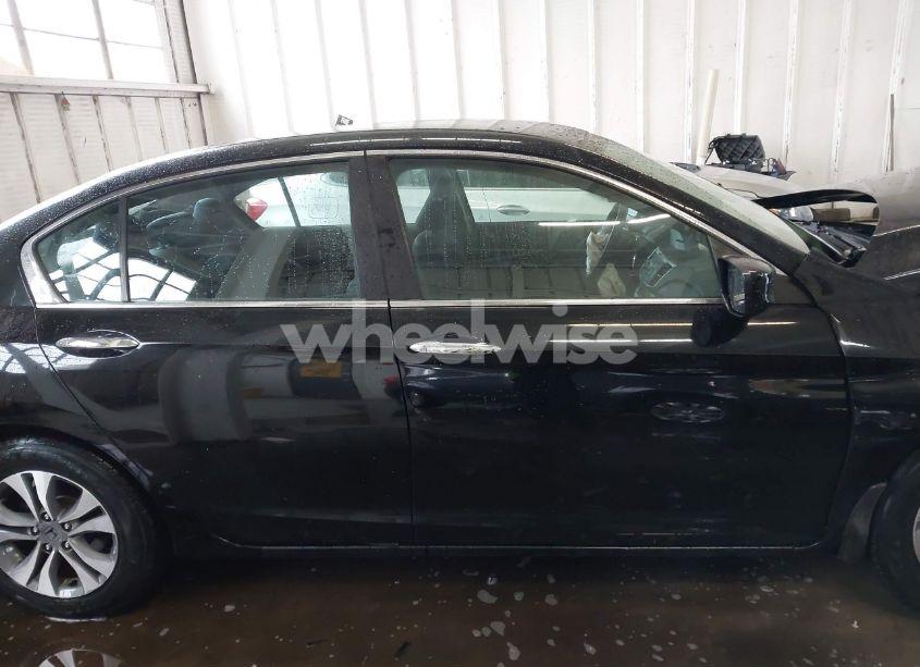 Photo 13 of 2015 Honda Accord LX (VIN 1HGCR2F37FA062337)