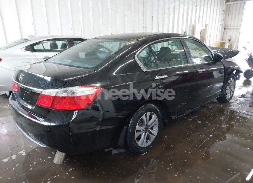 Photo 4 of 2015 Honda Accord LX (VIN 1HGCR2F37FA062337)