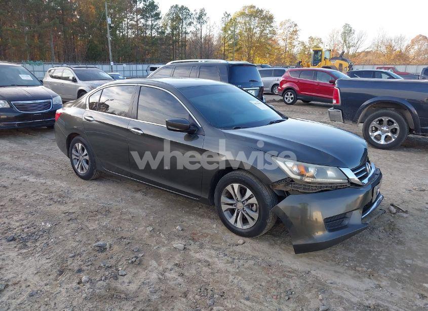 2015 Honda Accord LX (VIN 1HGCR2F37FA094866) main photo