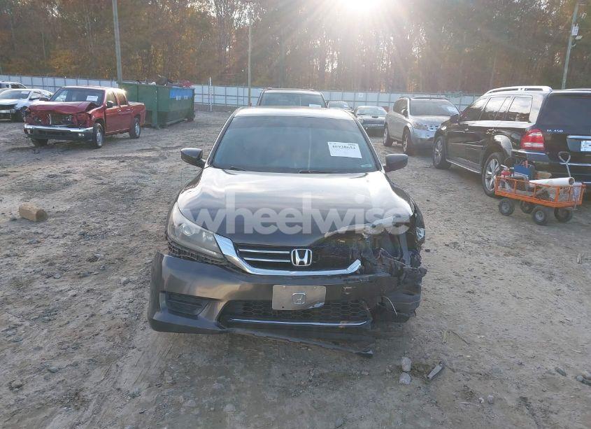 Photo 12 of 2015 Honda Accord LX (VIN 1HGCR2F37FA094866)
