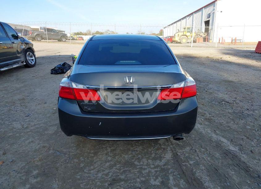 Photo 16 of 2015 Honda Accord LX (VIN 1HGCR2F37FA094866)
