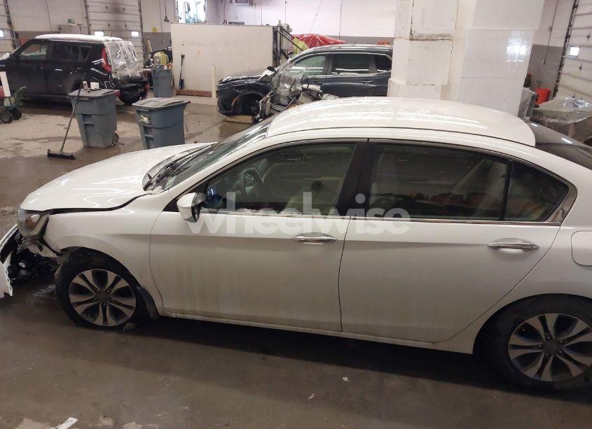 Photo 15 of 2015 Honda Accord LX (VIN 1HGCR2F37FA101167)