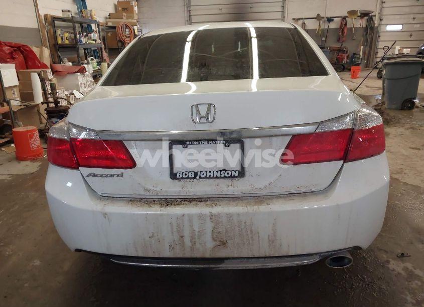 Photo 17 of 2015 Honda Accord LX (VIN 1HGCR2F37FA101167)