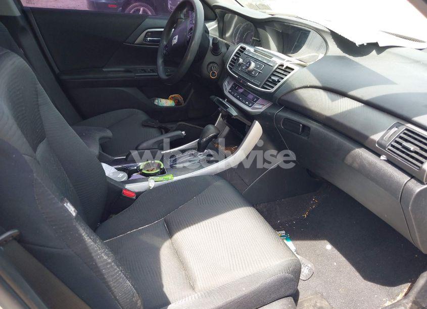 Photo 5 of 2015 Honda Accord LX (VIN 1HGCR2F37FA102366)