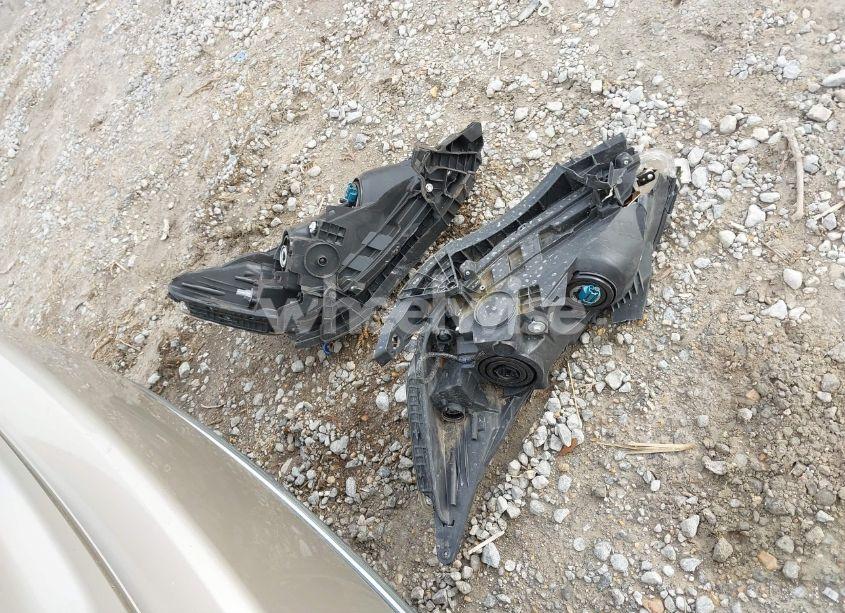 Photo 12 of 2015 Honda Accord LX (VIN 1HGCR2F37FA109401)