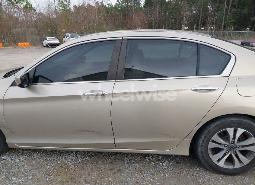 Photo 15 of 2015 Honda Accord LX (VIN 1HGCR2F37FA109401)