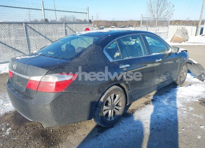 Photo 4 of 2015 Honda Accord LX (VIN 1HGCR2F37FA139272)