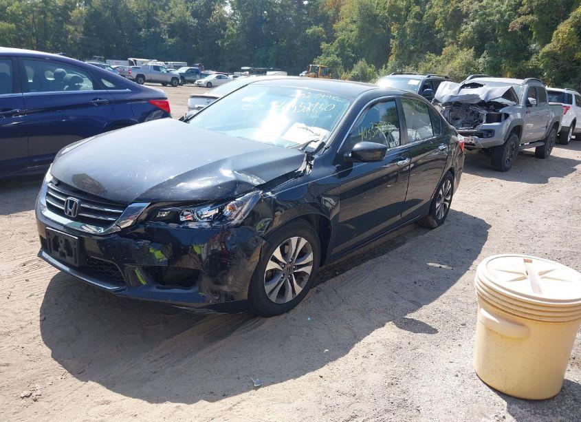 Photo 2 of 2015 Honda Accord LX (VIN 1HGCR2F37FA139322)