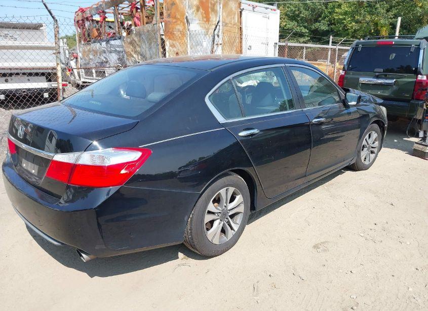 Photo 4 of 2015 Honda Accord LX (VIN 1HGCR2F37FA139322)