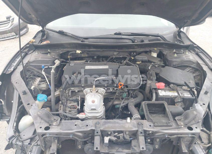 Photo 10 of 2015 Honda Accord LX (VIN 1HGCR2F37FA175513)