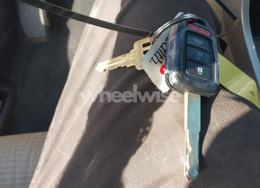 Photo 11 of 2015 Honda Accord LX (VIN 1HGCR2F37FA184406)