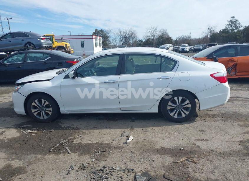 Photo 14 of 2015 Honda Accord LX (VIN 1HGCR2F37FA189024)