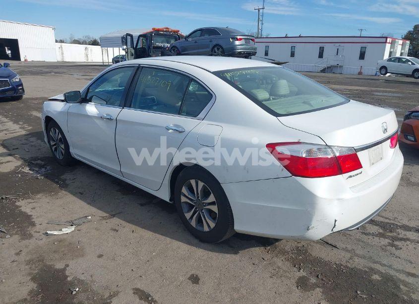 Photo 3 of 2015 Honda Accord LX (VIN 1HGCR2F37FA189024)