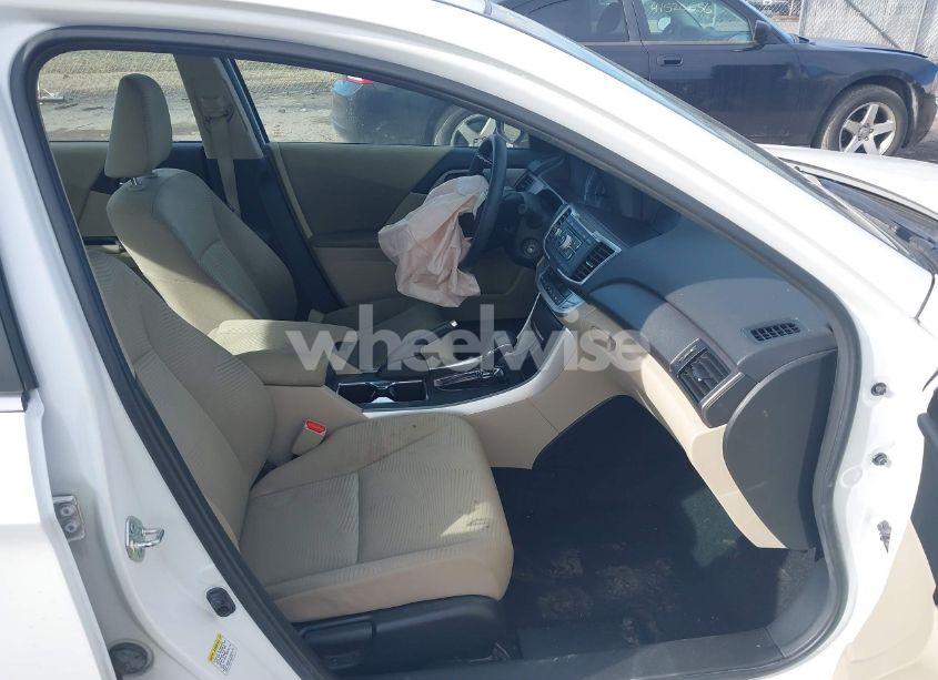 Photo 5 of 2015 Honda Accord LX (VIN 1HGCR2F37FA189024)