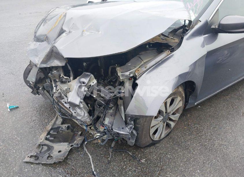 Photo 17 of 2015 Honda Accord LX (VIN 1HGCR2F37FA189458)