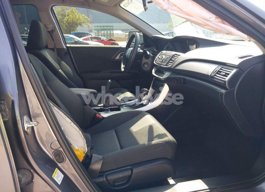 Photo 5 of 2015 Honda Accord LX (VIN 1HGCR2F37FA196359)