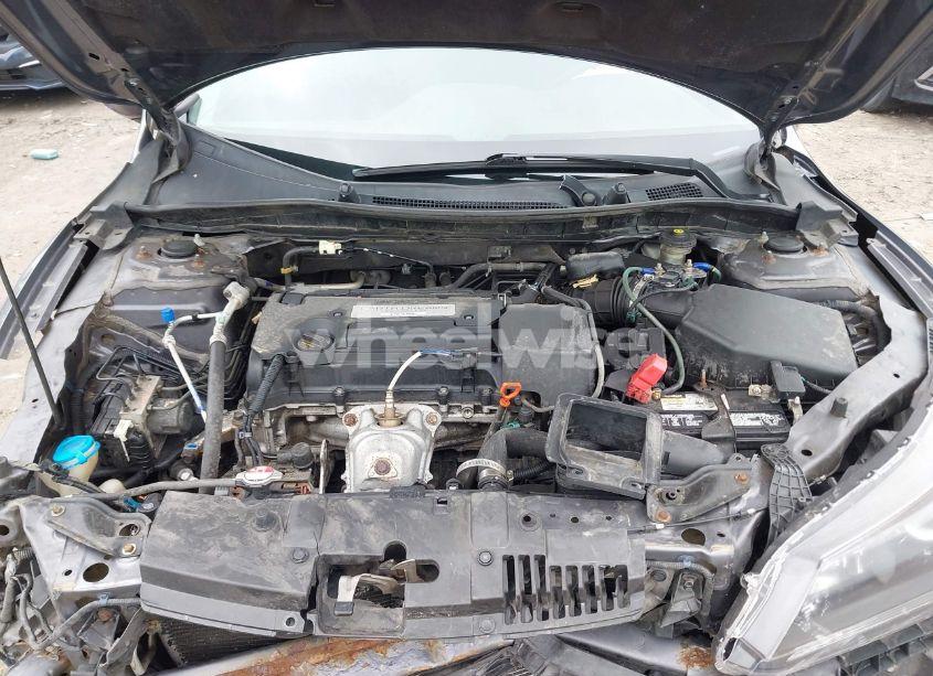 Photo 10 of 2015 Honda Accord LX (VIN 1HGCR2F37FA200720)