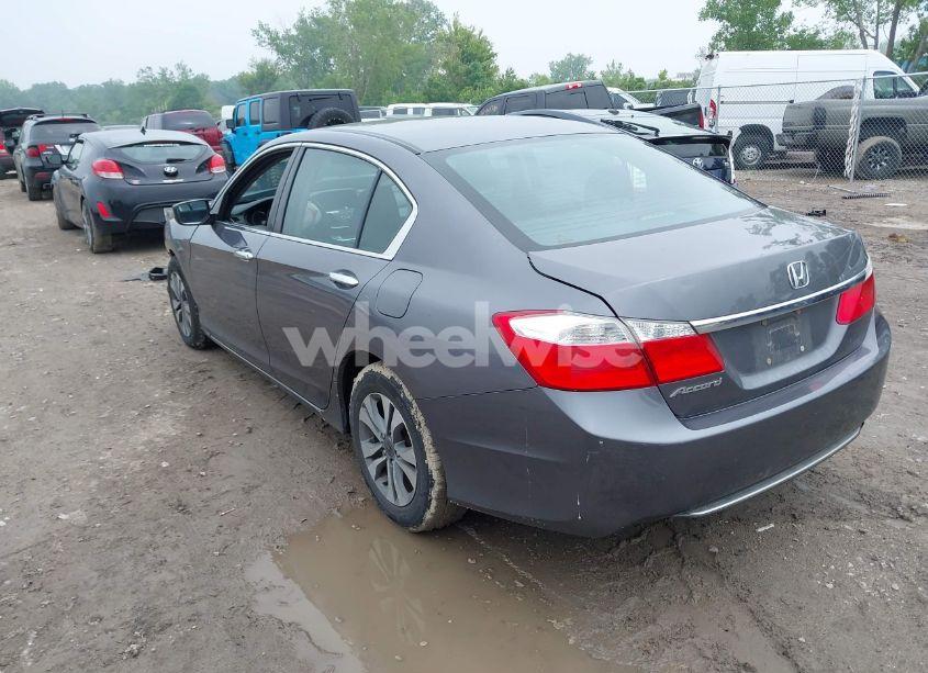 Photo 3 of 2015 Honda Accord LX (VIN 1HGCR2F37FA200720)