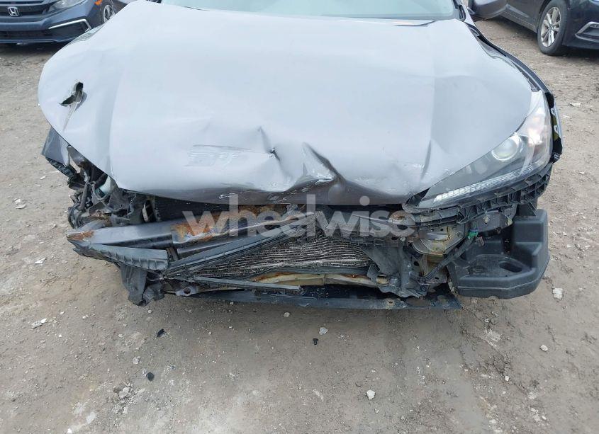 Photo 6 of 2015 Honda Accord LX (VIN 1HGCR2F37FA200720)