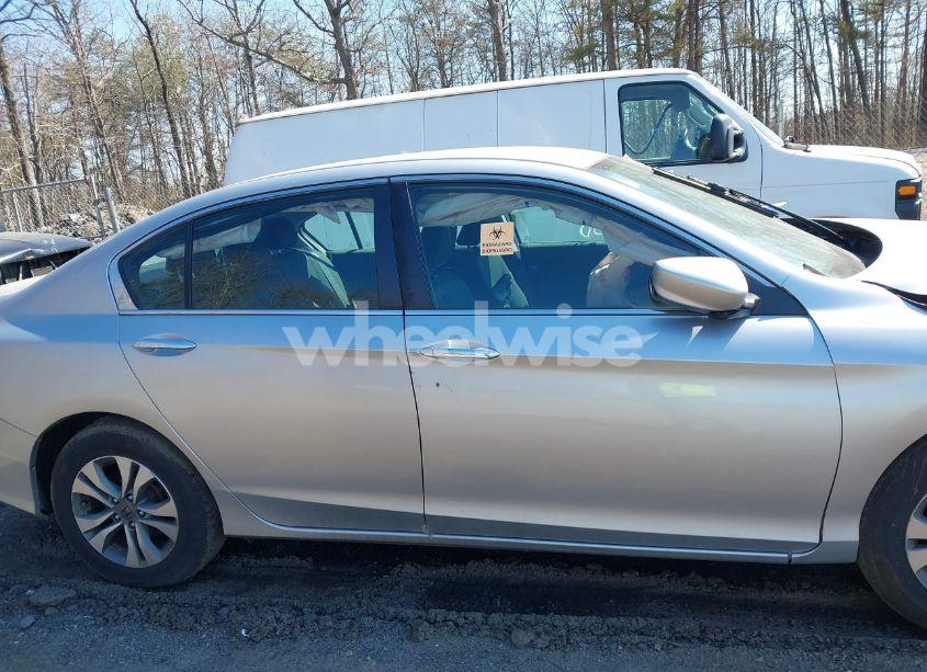 Photo 13 of 2015 Honda Accord LX (VIN 1HGCR2F37FA203200)