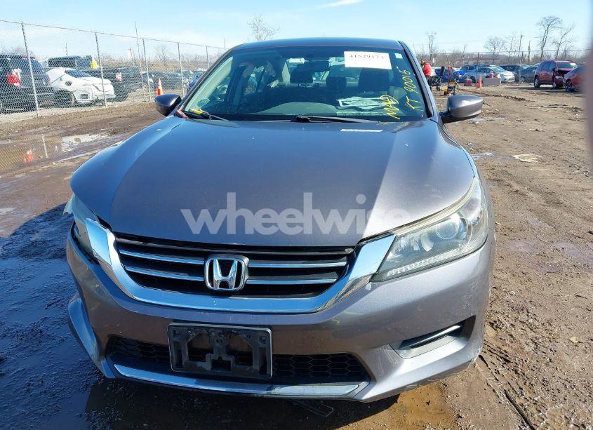 Photo 12 of 2015 Honda Accord LX (VIN 1HGCR2F37FA222202)