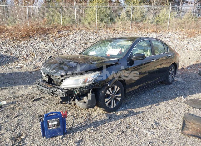 Photo 2 of 2015 Honda Accord LX (VIN 1HGCR2F37FA225424)